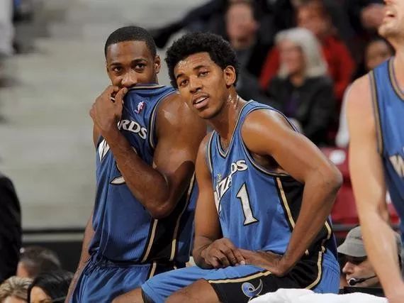 手阻挡射门 手阻挡射门