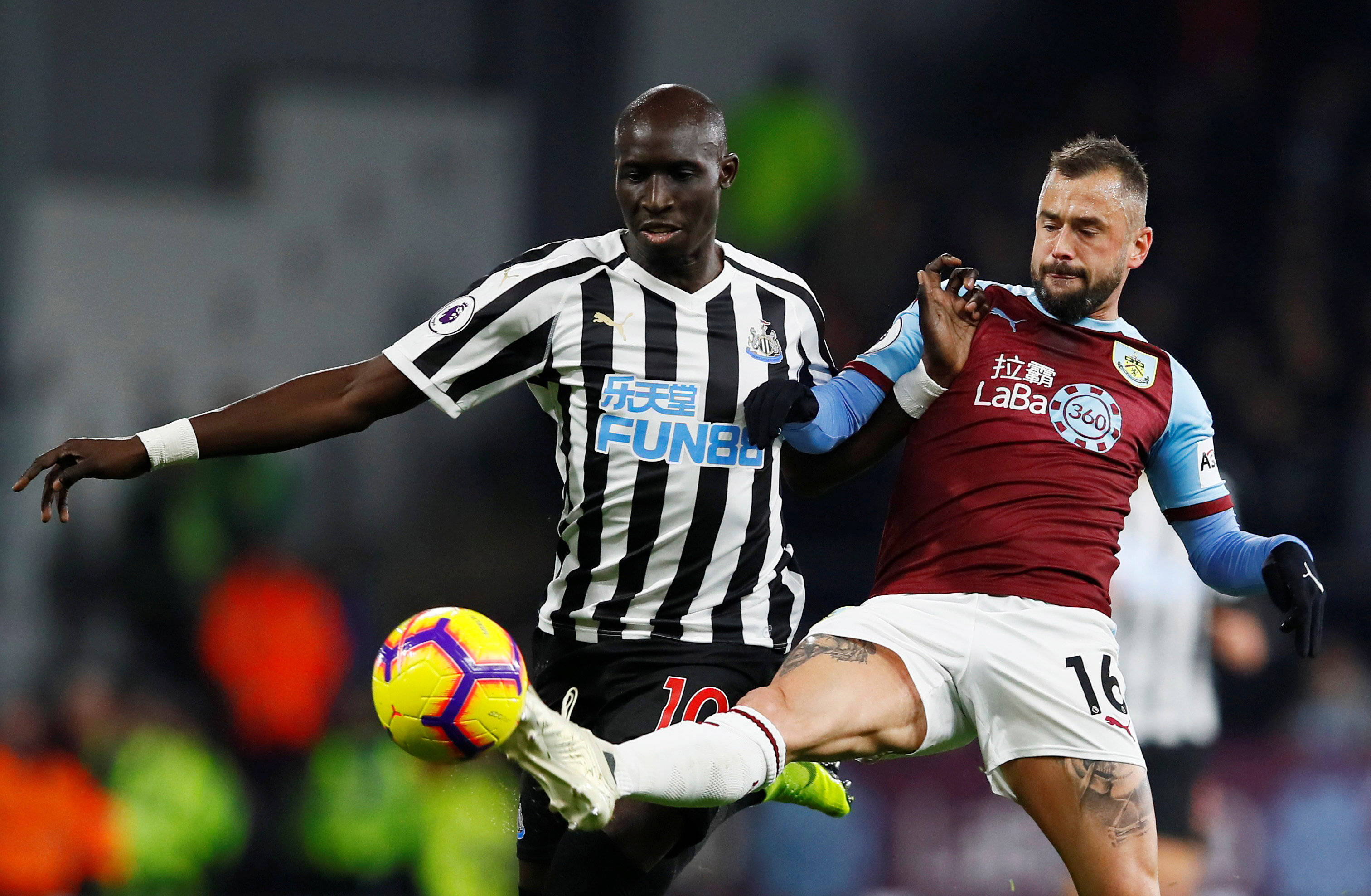 里尔的首球 里尔的首球